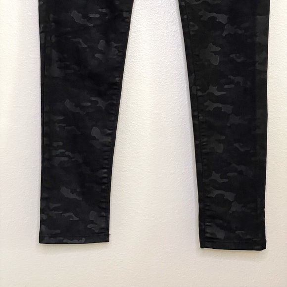 Bevy Flog Shely Pant Black Camo 24 - Picture 7 of 14